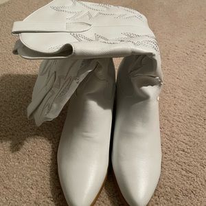 Billini white cowgirl boots